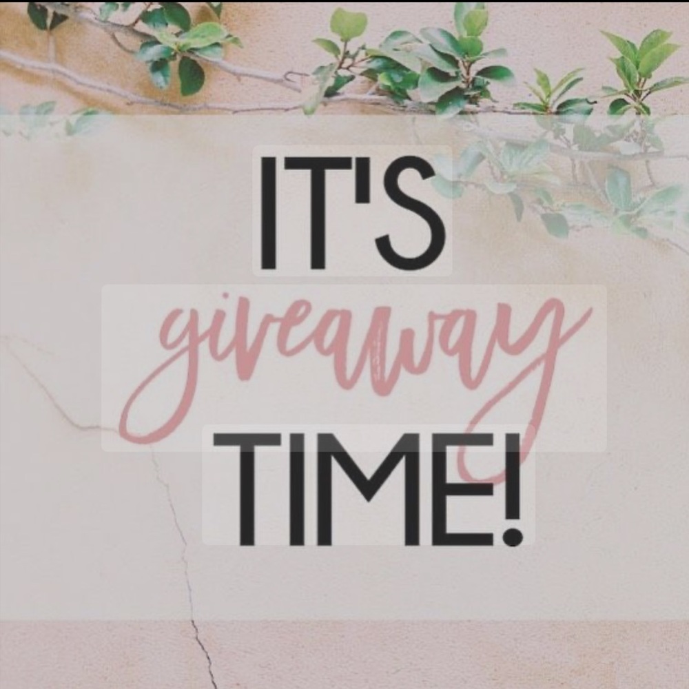 GIVEAWAY!!